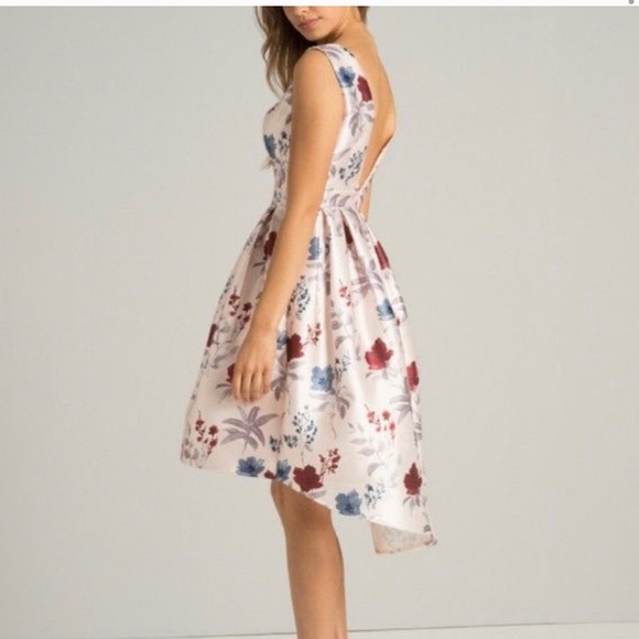 Chi Chi London Dresses & Skirts - NWT CHI CHI LONDON Azalea Blush Floral Dress